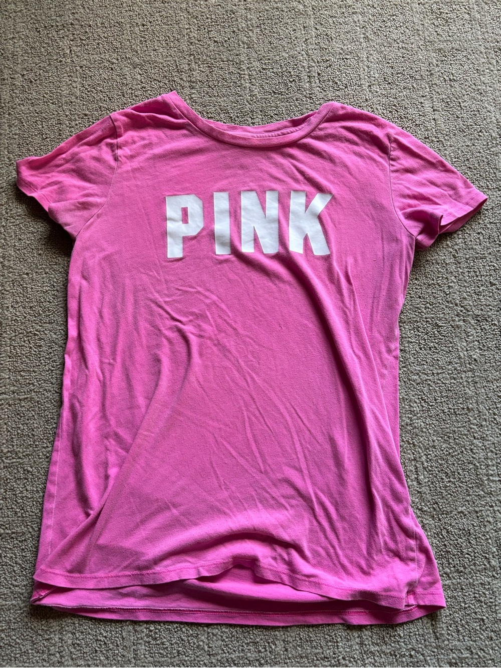 PINK Victoria's Secret Short Sleeve Logo Tee in Bright Pink